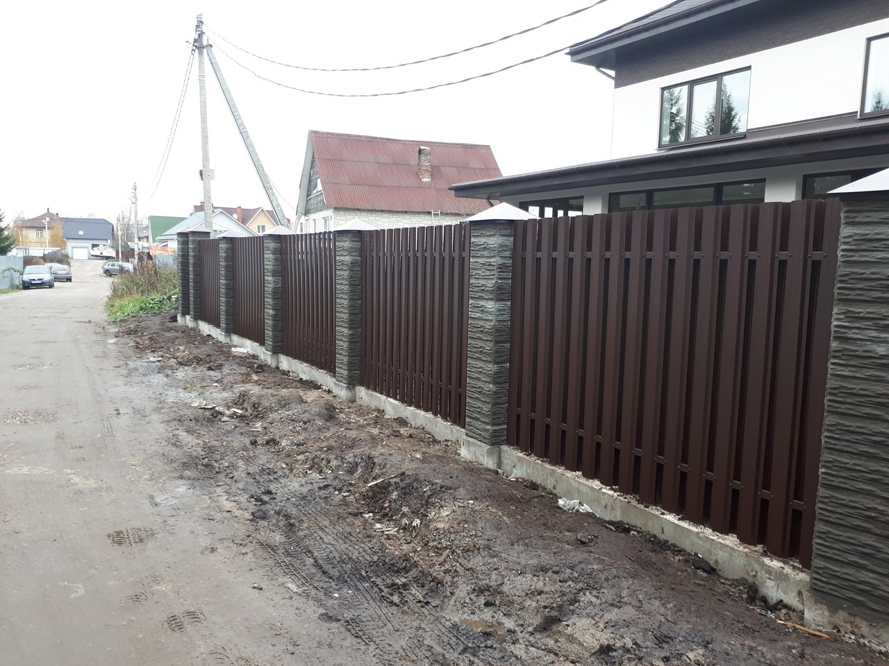 Забор шахматка 40м из штакетника столбы под камень в Шымкенте