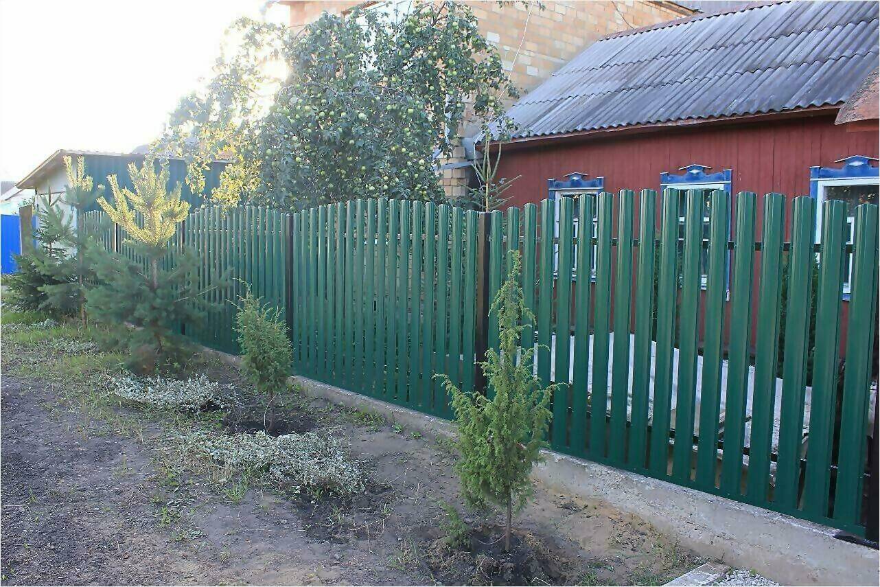 Забор из штакетника 60м фото1 в Шымкенте