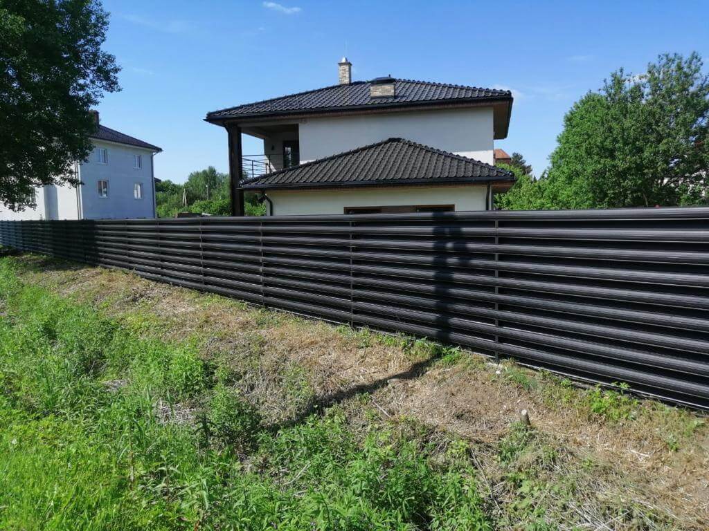забор из штакетника Черный Стальной Бархат фото4 в Шымкенте