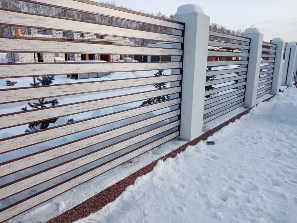 забор-ранчо из металлопланкена 130м каштан красный + беленый дуб фото1 в Шымкенте