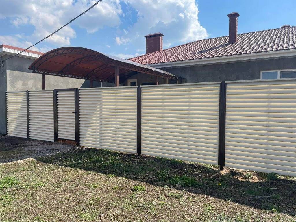 Забор из ламелей Еврожалюзи 25м RAL1015/1015 Слоновая Кость двусторонний фото 5 в Шымкенте