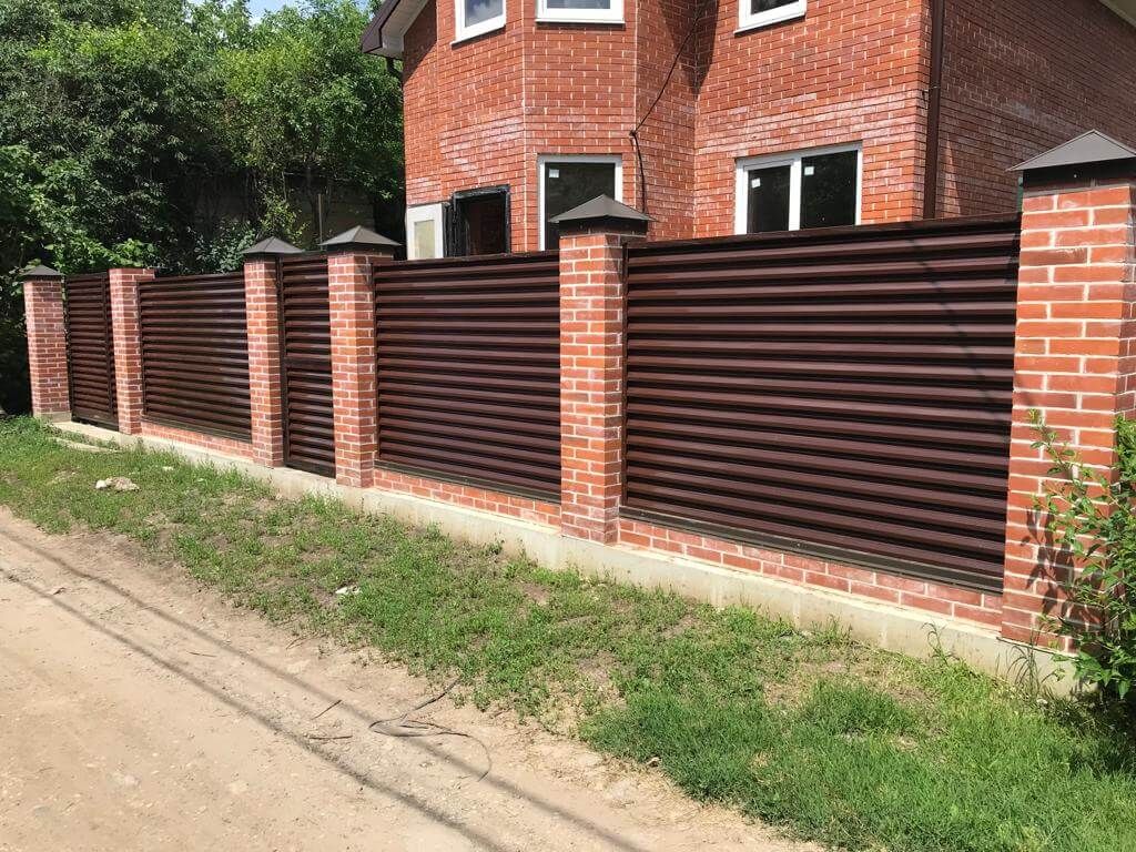 Забор из ламелей ЭКО-Z усиленных 25м RAL8017/8017 Шоколад двусторонний в Шымкенте