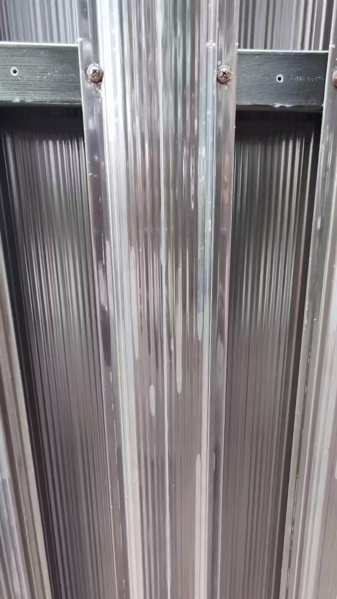 Забор из евроштакетника 22м RAL8019/8019 Темный Шоколад двусторонний фото 3 в Шымкенте