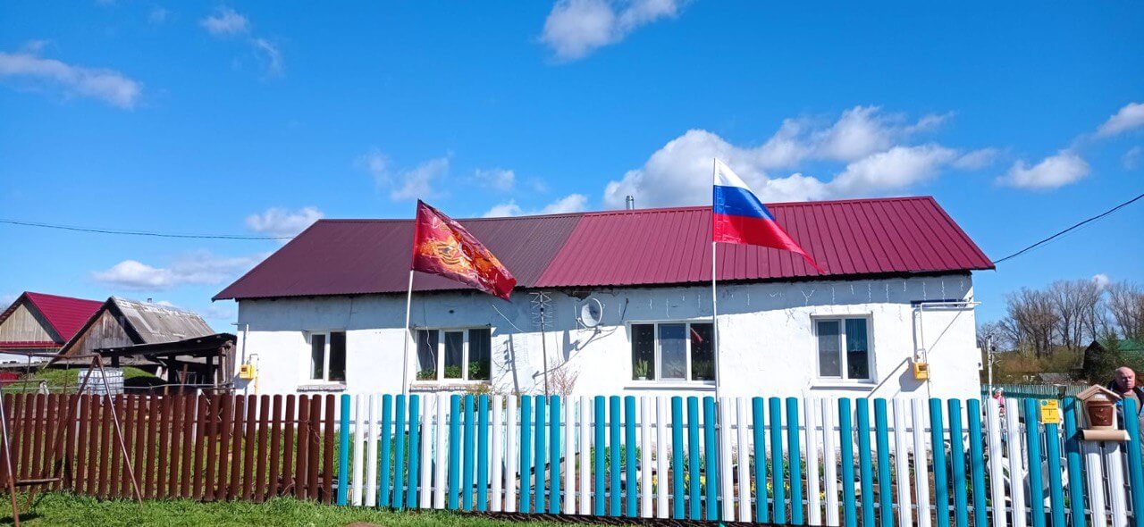 Забор из евроштакетника 16м RAL5021 Морская Волна, RAL9003 Белый в Шымкенте