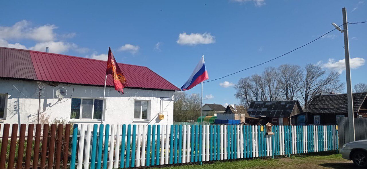 Забор из евроштакетника 16м RAL5021 Морская Волна, RAL9003 Белый фото 1 в Шымкенте