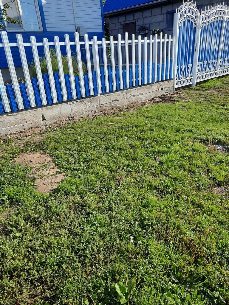 Забор из евроштакетника 14м RAL9003 Белый, RAL5005 Синий Сигнал фото 3 в Шымкенте